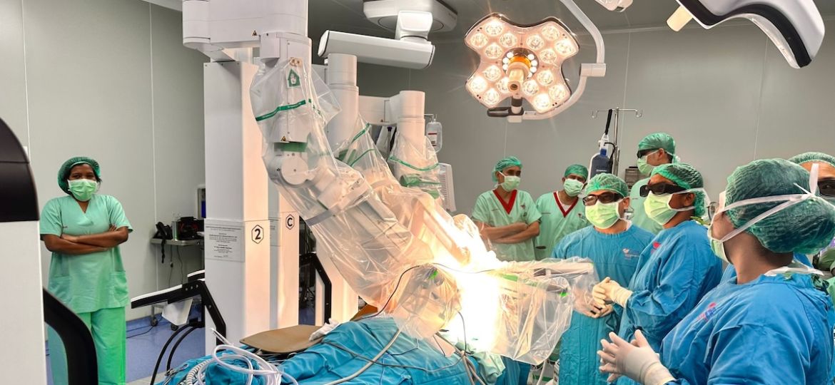 Indonesia reports first robotic cardiac surgery and more briefs